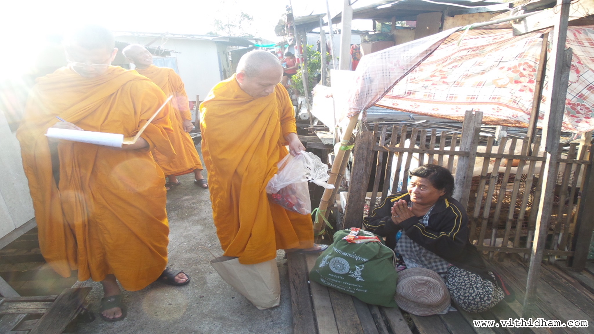 โครงการธานน้ำใจสู่ชาวพุทธครั้งที่ ๑๕
