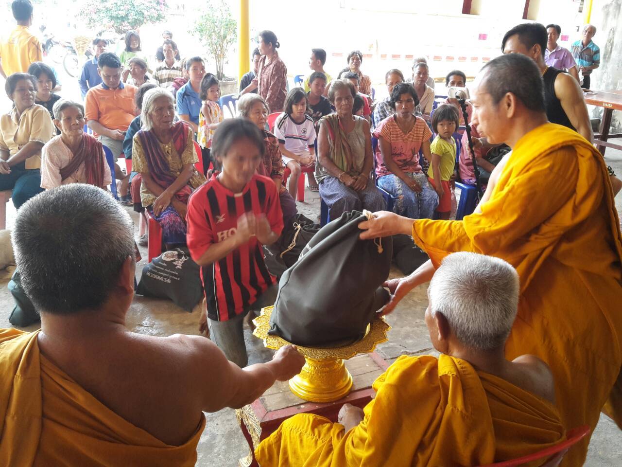 โครงการธารน้ำใจสู่ชาวพุทธครั้งที่ ๔๓